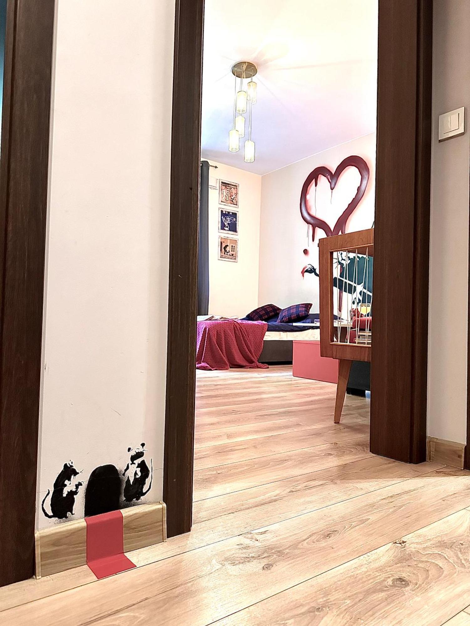 "Banksy" Art Apartman Varsó Kültér fotó