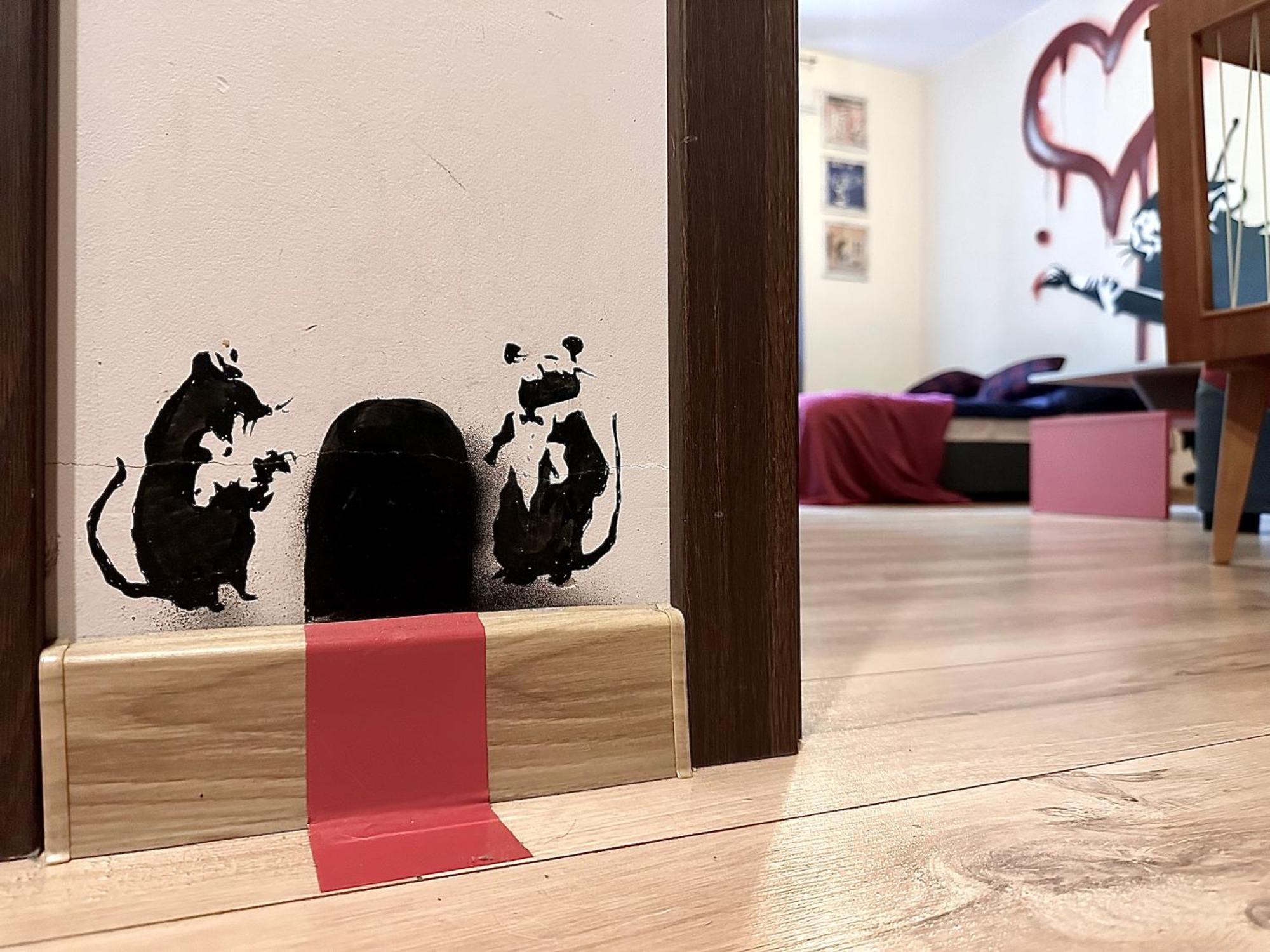 "Banksy" Art Apartman Varsó Kültér fotó